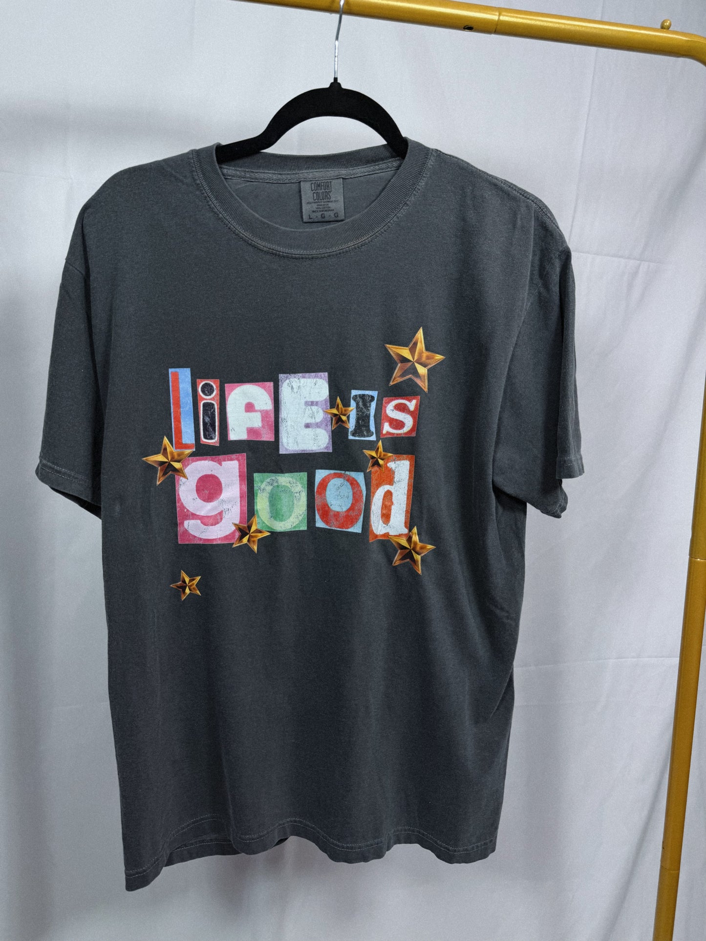 Life is good graphic tee